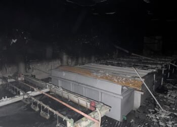 الحماية المدنية تسيطر على حريق داخل مصنع مشغولات ذهبية بمدينة بدر