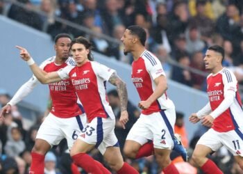 ديكلان رايس يؤكد جاهزية أرسنال للحفاظ على صدارة الدوري الإنجليزي الممتاز