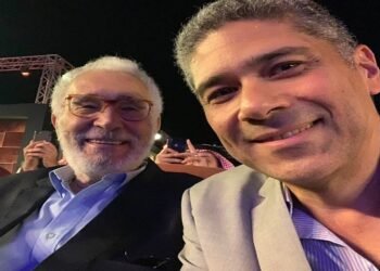 نجل الفنان  عبد الرحمن أبو زهرة يوضح حقيقة تدهور حالته الصحية