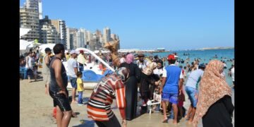 التنمية المحلية تتيح تصاريح مؤقتة للمحال استعداداً لموسم الصيف