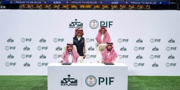 رسمياً.. الوليد بن طلال يستحوذ على 70% من الهلال بـ 840 مليون ريال