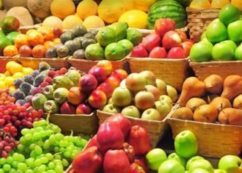 بورصة سوق العبور.. استقرار أسعار الفاكهة وتراجع ملحوظ للأصناف الشتوية