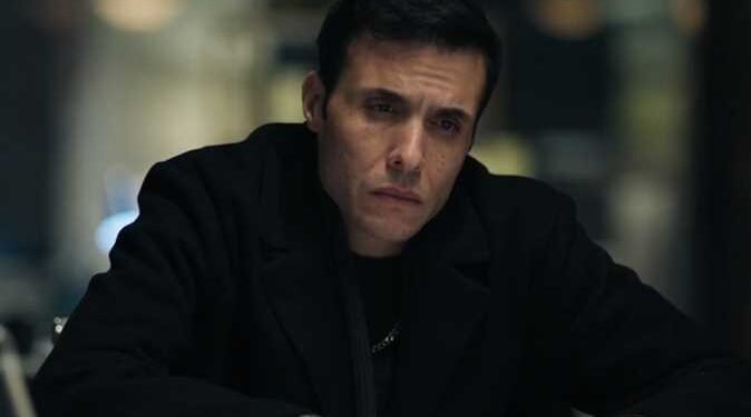 خروج عن النص.. كواليس أزمة أمير عيد مع الصحفيين