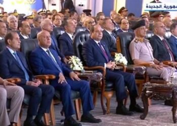 الرئيس السيسي يفتتح 4 مشروعات تنموية في احتفالية عيد العمال