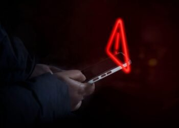 تحذيرات دولية من شبكة صينية لـ”الأجهزة المخترقة” تستهدف التجسس السيبراني