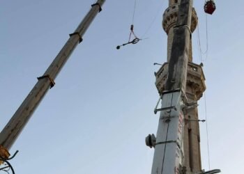 بالتنسيق مع الميناء والمقاولون العرب.. إنهاء أزمة مئذنة مسجد البحر