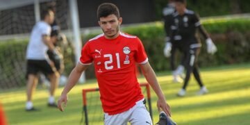 “رجلي خانتني”.. إسلام عيسى يروي اللحظات القاسية لإصابته أمام إسبانيا