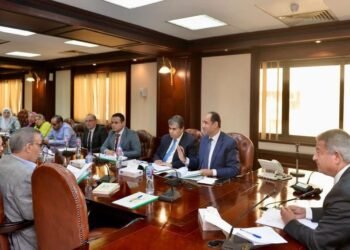 الأعلى للإعلام يمنح تراخيص لـ 10 مواقع وتطبيقات إلكترونية لتعزيز الانضباط المهني