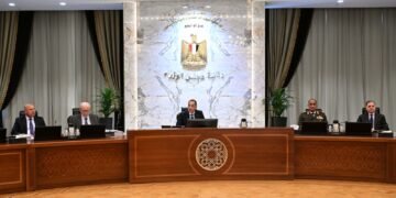 مدبولي: تعزيز الاحتياطي الاستراتيجي وتوسيع الاعتماد على الطاقة المتجددة ضمن أولويات الحكومة