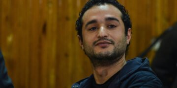 نظر استئناف أحمد دومة على قرار تجديد حبسه اليوم الخميس