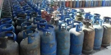 ضبط تاجر باع 532 أسطوانة غاز مدعمة في البحيرة