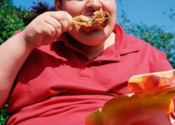 أزمة السمنة والمواد “الكيميائية” تهدد الشباب بـ 11 نوعاً من السرطان