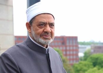 شيخ الأزهر يكلف أيمن عبد الغني بمهام وكالة الأزهر