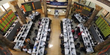 البورصة المصرية تفتتح تعاملات الاثنين بارتفاع جماعي للمؤشرات