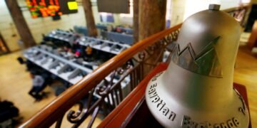 مساعد رئيس مجلس الوزراء: نستهدف قيد 20 شركة حكومية بالبورصة