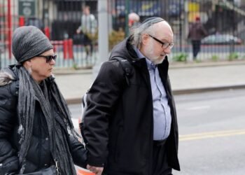 الجاسوس جوناثان بولارد: نتنياهو والموساد ضللا ترامب بشأن الحرب على إيران