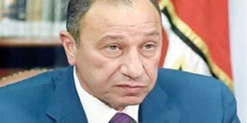 الأهلي يناقش أزمة اتحاد الكرة في غياب محمود الخطيب