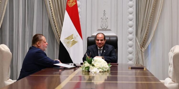 السيسي يوجه بتعزيز الاحتياطيات الأجنبية وخفض التضخم ودعم القطاع الخاص لتعزيز النمو