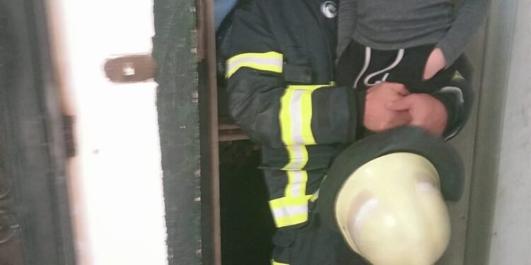 الحماية المدنية تنقذ طفلًا احتجز داخل مصعد بالوايلي بسبب انقطاع الكهرباء
