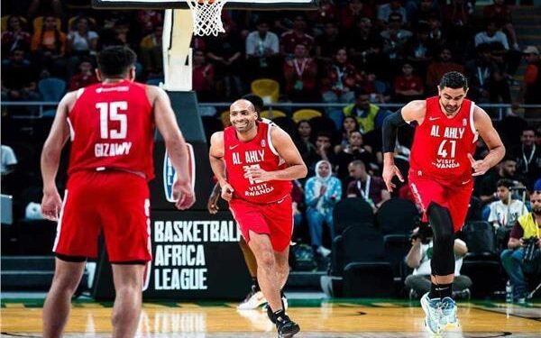 رجال سلة الأهلي يقهرون بطل السنغال في رحلة استعادة اللقب