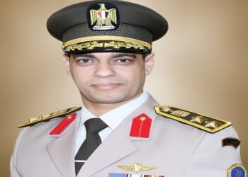 القوات المسلحة تحذر من انتحال صفة ضابط للتلاعب بالشباب