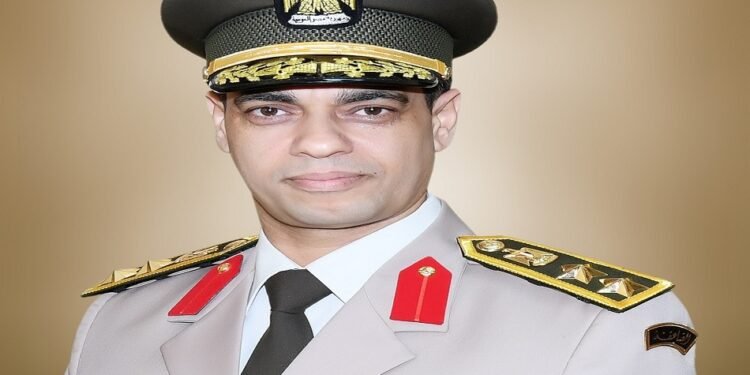 القوات المسلحة تحذر من انتحال صفة ضابط للتلاعب بالشباب