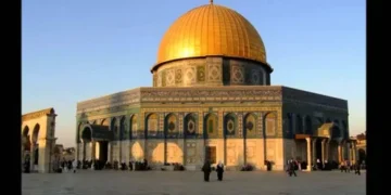 بن غفير يقتحم المسجد الأقصى وسط حماية مشددة من الاحتلال