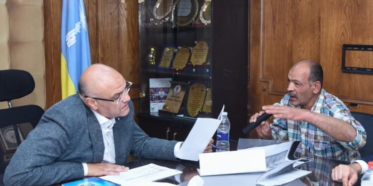 أبواب مفتوحة.. محافظ الإسكندرية يحسم مطالب المواطنين من قلب العجمي