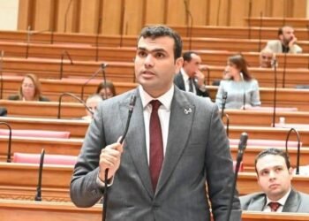 طلب إحاطة عاجل ضد قرار تخفيض إنارة الشوارع والطرق