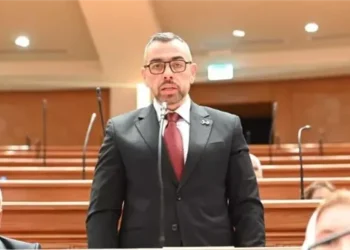 مشادة بين النائب  محمد فؤاد ورجل الأعمال حسام الشاعر داخل مجلس النواب