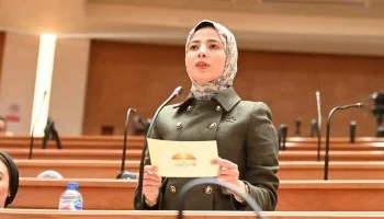 منى قشطة تقترح تطوير قطاع البحوث البرلمانية لدعم النواب