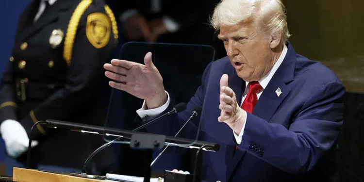 ترامب يدرس انسحاب الولايات المتحدة من حلف الناتو