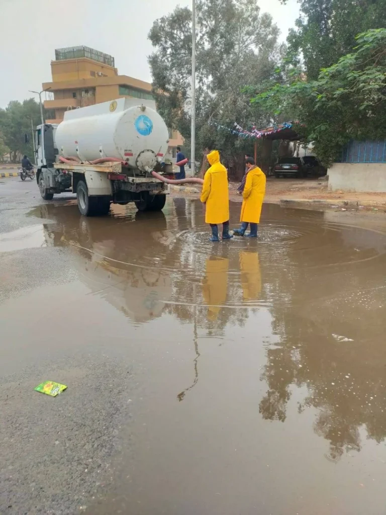 تسرب سولار بترعة الإسماعيلية: جهود عاجلة للسيطرة على التلوث