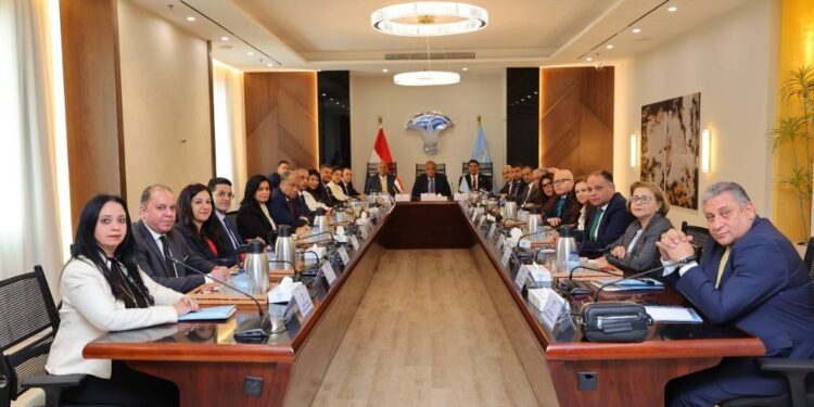 رسمياً.. “القومي لحقوق الإنسان” يبدأ مهامه بتطوير منظومة الشكاوى والرصد