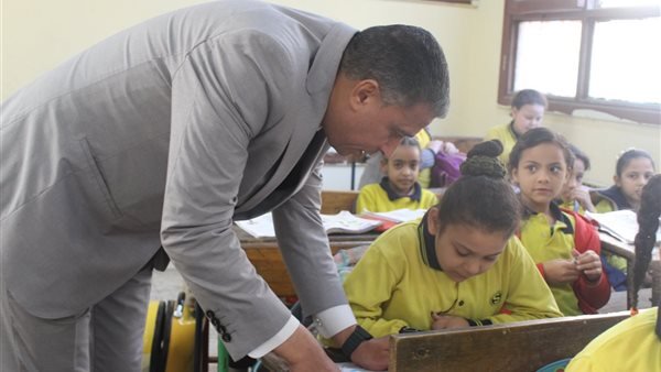 وكيل أول وزارة التعليم ينهي تكليف مديرة مدرسة ببولاق الدكرور