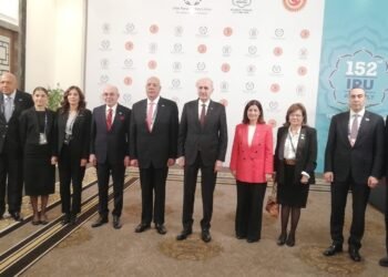 تعزيز التعاون المصري التركي على طاولة مباحثات برلمانية في إسطنبول