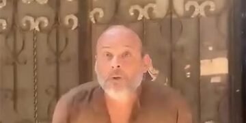 بسبب 75 ألف جنيه.. الشرطة تضبط حارس عقار هدد طبيبة بفيصل