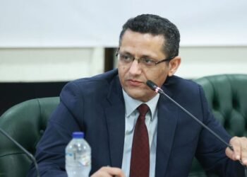 نقيب الصحفيين يطرح ملخصاً لأكواد تغطية حوادث الانتحار حمايةً للمجتمع