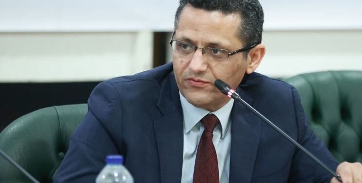 نقيب الصحفيين يطرح ملخصاً لأكواد تغطية حوادث الانتحار حمايةً للمجتمع