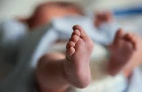 النيابة تأمر بتفريغ الكاميرات لضبط خاطفة رضيعة مستشفى الحسين