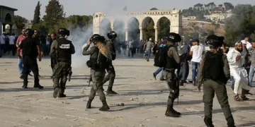 إصابة 3 مواطنين واعتقال 6 خلال اقتحام الاحتلال لبلدة الرام بالقدس