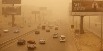 الرمال تضرب المحافظات وانخفاض الرؤية في عدة مناطق