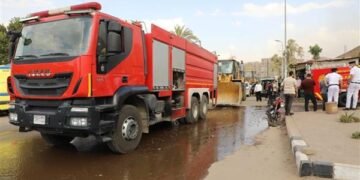 حريق ضخم يلتهم مخزن خردة بمدينة نصر والدفع بـ10 سيارات إطفاء