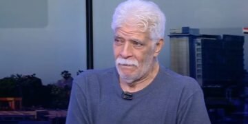 طارق النهري: غلق المحال مبكراً يحسن نمط الحياة والسوشيال ميديا فككت الأسرة