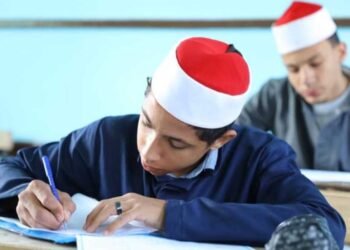 “المعاهد الأزهرية ” توفر فيديو شرح وحل البوكليت التجريبي لمادتي الرياضيات لطلاب العلمي