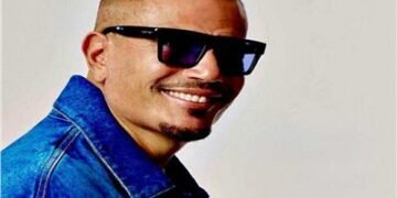 عمرو دياب يفتتح صيف 2026 بحفل “الحكاية” في الجامعة الأمريكية