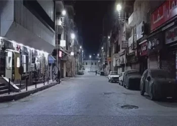 مدبولي يقرر مدّ مواعيد غلق المحلات خلال أعياد المسيحيين حتى 11 مساءً