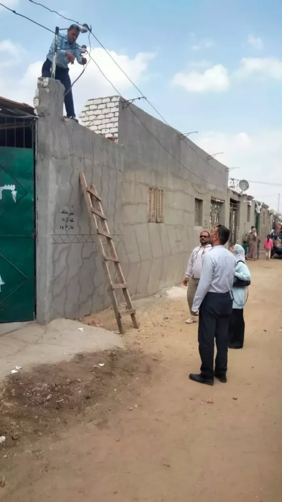 الأجهزة التنفيذية بقويسنا تشن حملات مكثفة لفصل التيار الكهربائي عن العقارات المخالفة