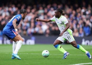 سيتي يضرب تشيلسي بثلاثية نظيفة ومرموش يكتفي بمقاعد البدلاء