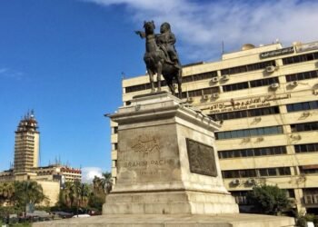 مزايدة علنية لاستغلال مبنى جراج الأوبرا في النشاط الفندقي